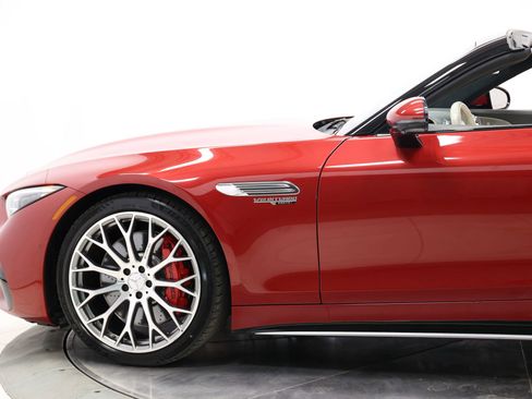 Used 2022 Mercedes-Benz SL 55 AMG 4MATIC image 7