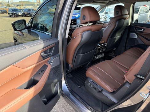 Used 2025 Acura MDX w/ Technology Package image 16