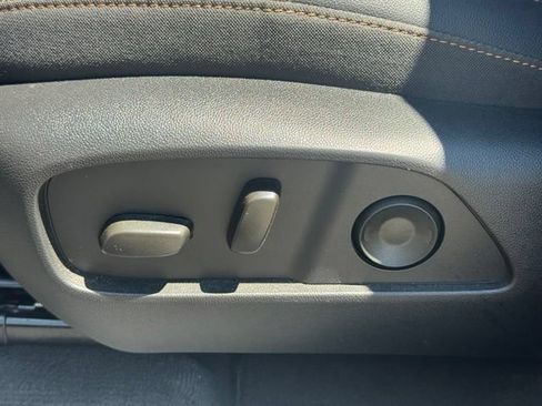 New 2026 Chevrolet Equinox ACTIV w/ Safety and Technology Package AWD/4WD image 18
