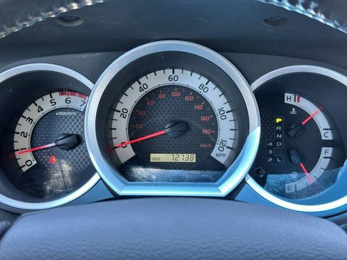 Used 2014 Toyota Tacoma 4x4 Double Cab w/ SR5 Package image 36