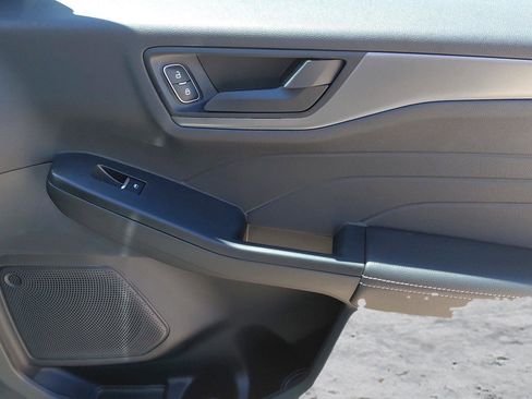 Used 2025 Ford Escape Active FWD image 14
