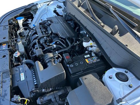 Used 2025 Hyundai Kona SE AWD/4WD image 30