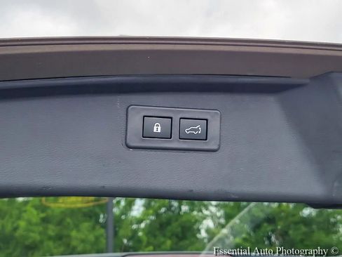 Used 2024 Subaru Outback Wilderness AWD/4WD image 29