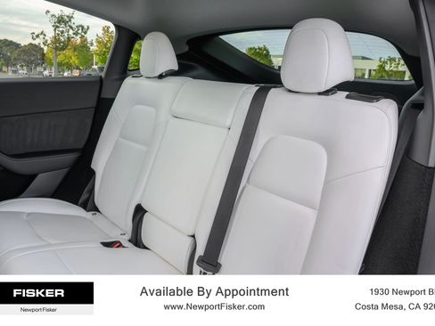 Used 2024 Tesla Model Y Long Range AWD/4WD image 19