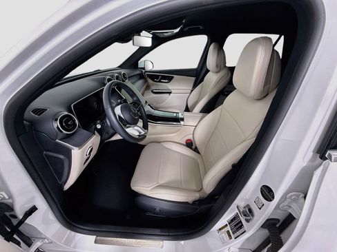 Certified 2025 Mercedes-Benz GLC 350e 4MATIC image 19