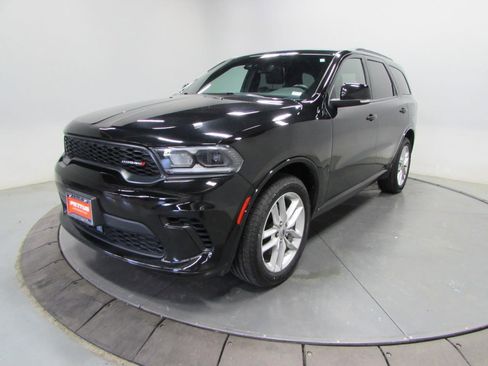 Used 2024 Dodge Durango GT AWD/4WD image 3