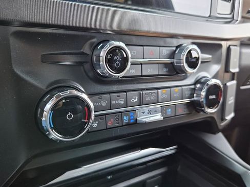 New 2026 Ford F250 Platinum AWD/4WD image 19