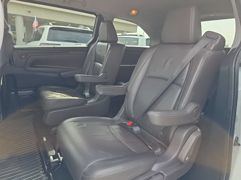Used 2020 Honda Odyssey Touring image 10