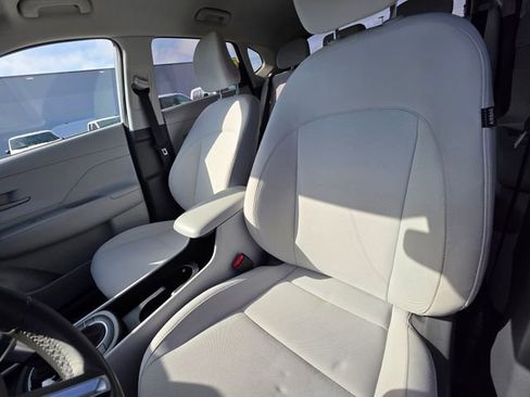 Used 2025 Hyundai Kona SEL image 24
