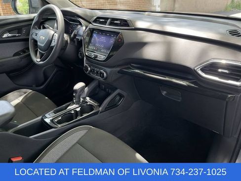 Used 2022 Chevrolet TrailBlazer LT w/ Convenience Package FWD image 27