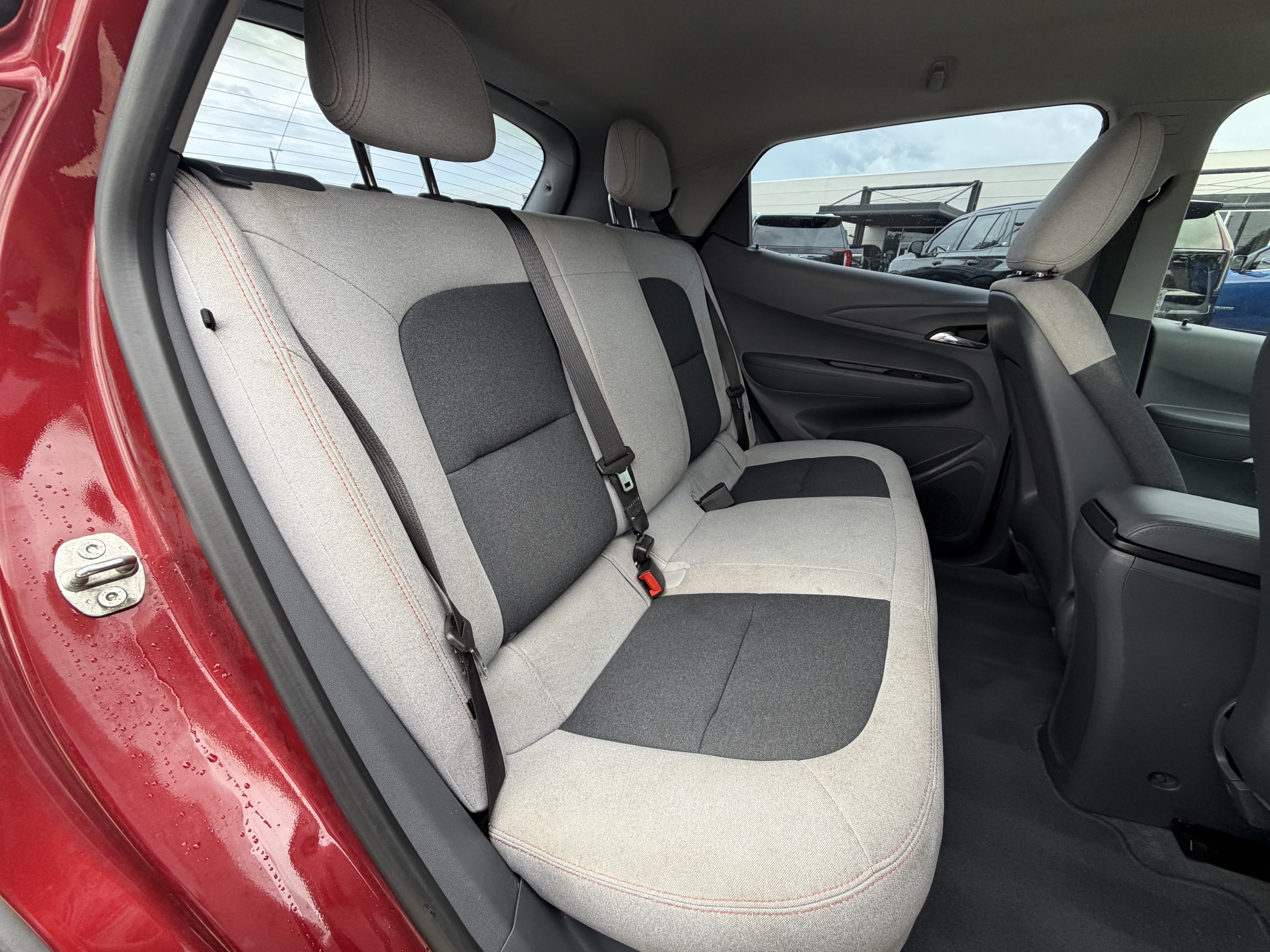 Used 2021 Chevrolet Bolt LT FWD image 17