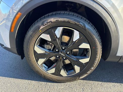 Used 2023 Kia Sportage X-Line w/ X-Line Premium Package image 7