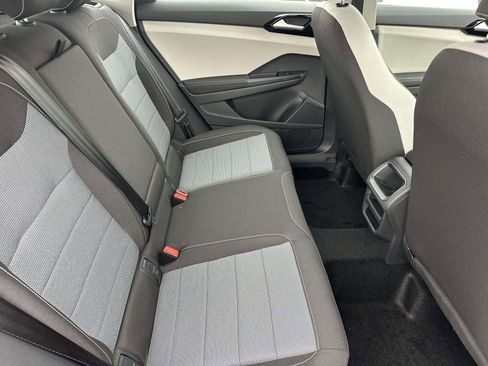 New 2026 Volkswagen Taos S AWD/4WD image 11
