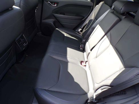 Certified 2025 Subaru Forester Limited image 8