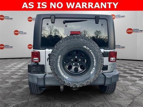 Used 2018 Jeep Wrangler Sport image 6