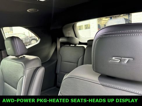 New 2026 Buick Enclave Sport Touring w/ Power Package image 7