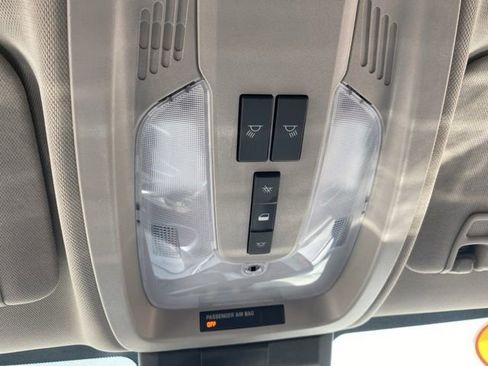 Used 2017 Chevrolet Equinox LT w/ Convenience Package AWD/4WD image 22