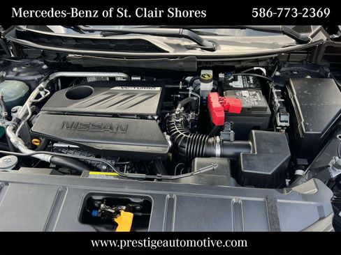 Used 2022 Nissan Rogue SV AWD/4WD image 12