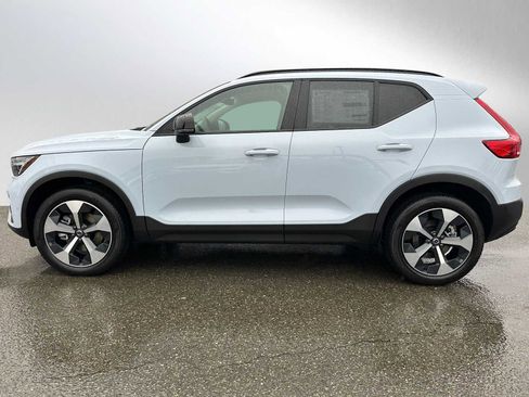New 2026 Volvo XC40 B5 Plus w/ Protection Package Premier image 6