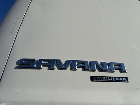 Used 2015 GMC Savana 2500 image 8