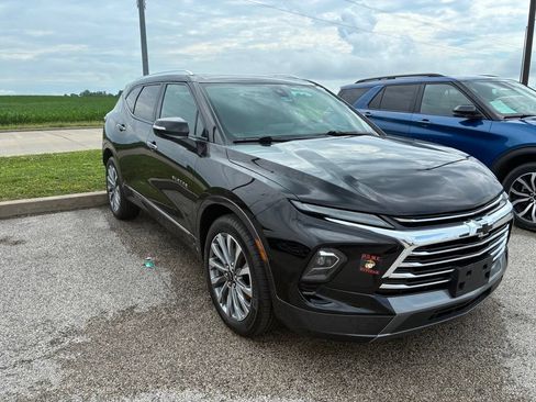 Used 2024 Chevrolet Blazer Premier w/ Driver Confidence II Package AWD/4WD image 1