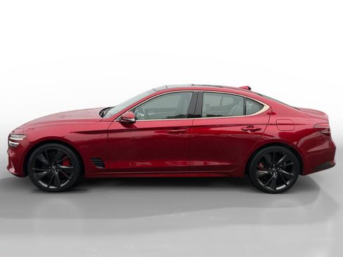 Used 2022 Genesis G70 3.3T image 2