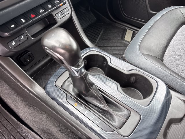 Used 2022 Chevrolet Colorado Z71 AWD/4WD image 23