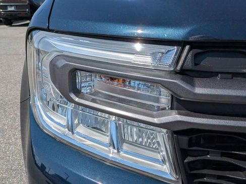 Used 2022 Ford Maverick XLT w/ XLT Luxury Package image 10