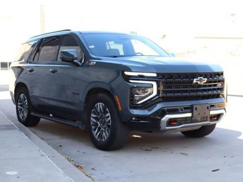 Used 2025 Chevrolet Tahoe Z71 w/ Z71 Off-Road Package AWD/4WD image 2