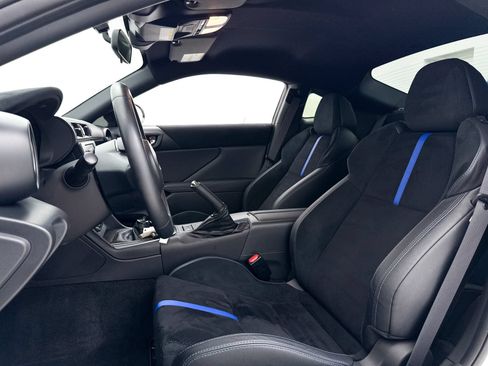 Used 2025 Subaru BRZ tS RWD image 18
