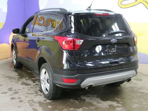 Used 2019 Ford Escape SEL AWD/4WD image 2