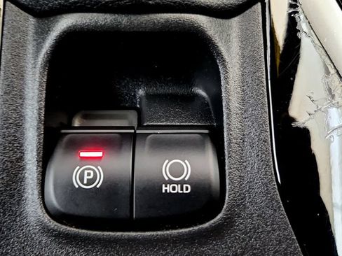 Used 2020 Toyota Corolla SE FWD image 34