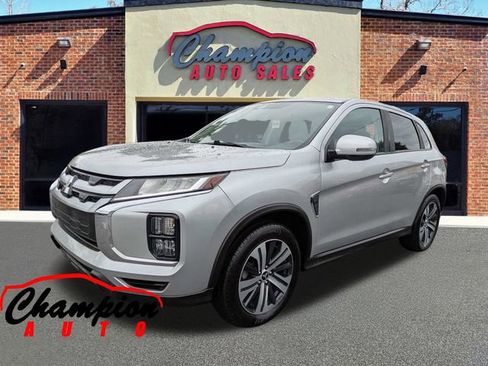Used 2021 Mitsubishi Outlander Sport SE image 5