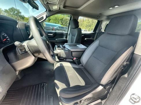 Certified 2025 Chevrolet Silverado 1500 Custom image 18