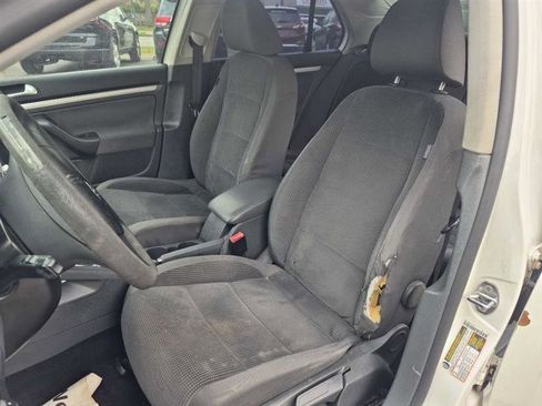 Used 2009 Volkswagen Jetta S FWD image 10