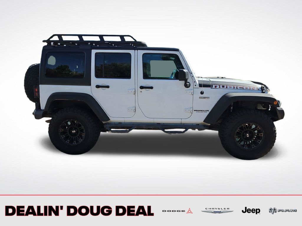 Used 2017 Jeep Wrangler Unlimited Rubicon AWD/4WD image 7