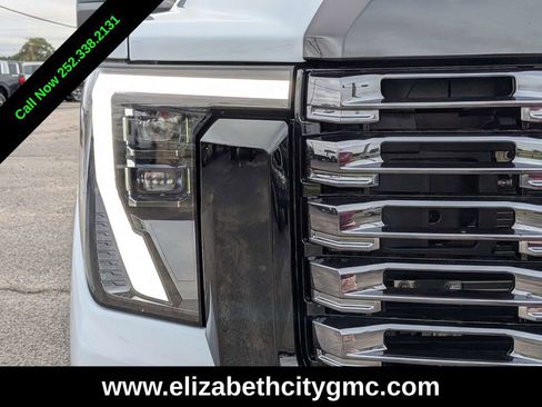 New 2026 GMC Sierra 2500 Denali Ultimate image 10