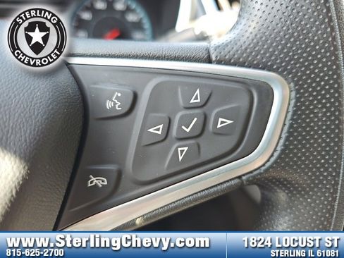 Used 2022 Chevrolet Equinox LS image 17