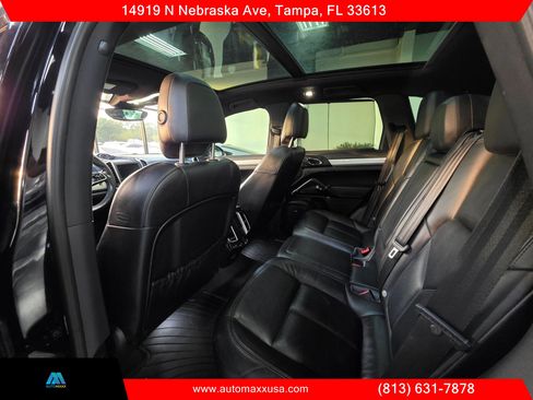 Used 2016 Porsche Cayenne S image 20