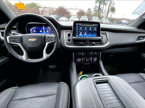 Certified 2023 Chevrolet Suburban Premier image 13
