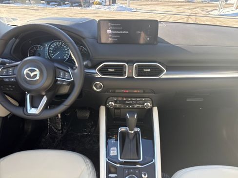 New 2025 MAZDA CX-5 AWD 2.5 S w/ Premium Plus Pkg image 17