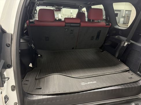 Used 2021 Lexus GX 460 Premium image 33