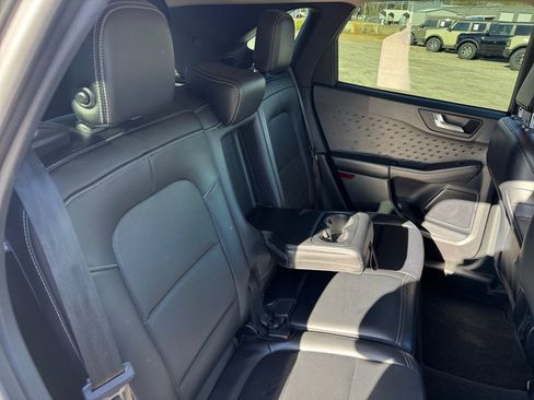 Used 2020 Ford Escape SEL image 24