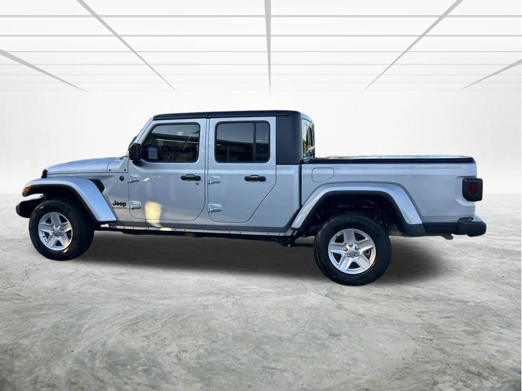Used 2022 Jeep Gladiator Sport AWD/4WD image 8