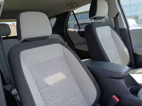 Used 2022 Chevrolet Equinox LS w/ LS Convenience Package image 14