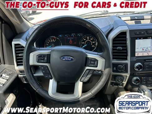 Used 2018 Ford F150 Lariat w/ Equipment Group 502A Luxury AWD/4WD image 15