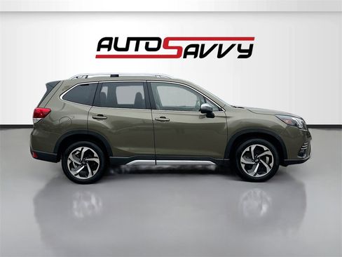 Used 2023 Subaru Forester Touring image 8
