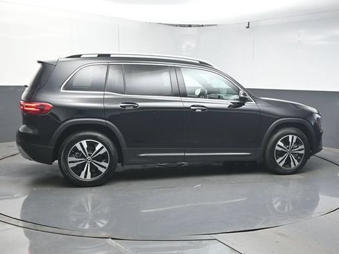 Used 2025 Mercedes-Benz GLB 250 image 8