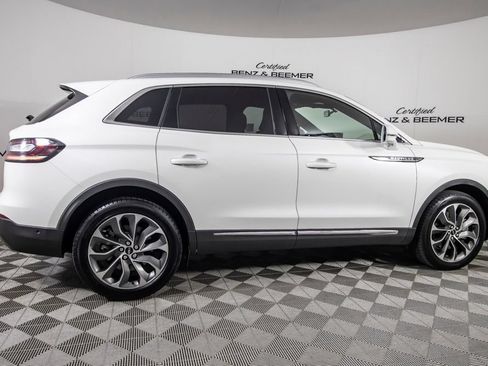 Used 2023 Lincoln Nautilus Reserve w/ Equipment Group 201A AWD/4WD image 4