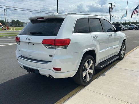 Used 2015 Jeep Grand Cherokee Overland AWD/4WD image 5